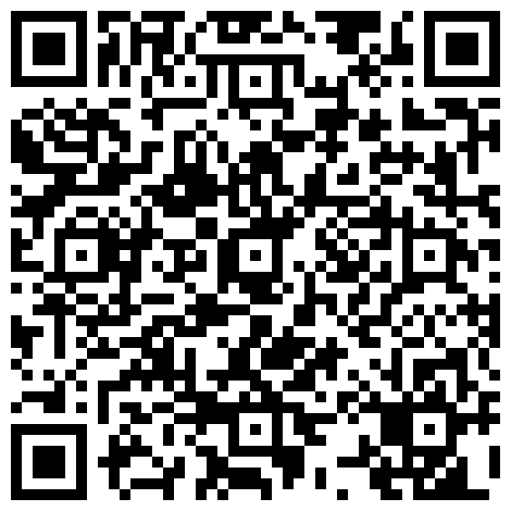 599989.xyz 戴着眼镜的良家气质美少妇背着老公玩直播 奶子上画米老鼠跳舞摇摇晃晃的二维码