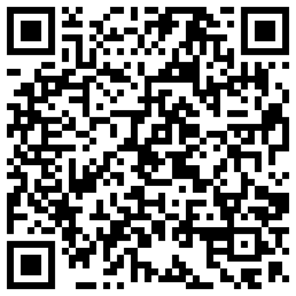 黑客破解家庭网络摄像头偷拍电器库房睡地铺的老公上床挑逗媳妇趴在她身上啪啪射肚皮上的二维码