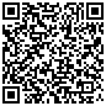 www.ds27.xyz 公共出租房简陋浴室墙角挖个洞偷拍妹子脱光光蹲在地上洗内裤的二维码