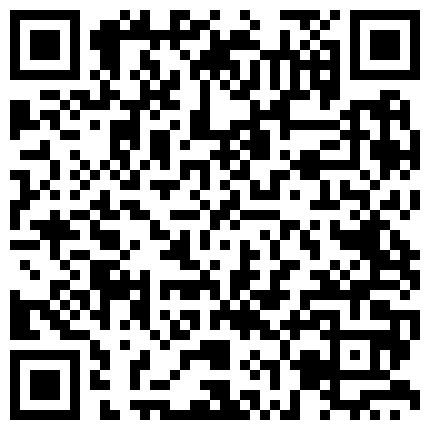 看到隔壁家小妹下班回来,急忙到卫生间窗户后面偷窥她洗澡的二维码