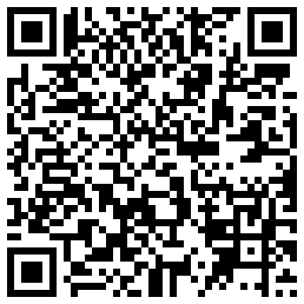户外小姐姐就玩刺激的，室外休息椅上玩漏出好激动，漏奶漏逼还玩AV棒刺激，蹲下尿尿，精彩不要错过的二维码